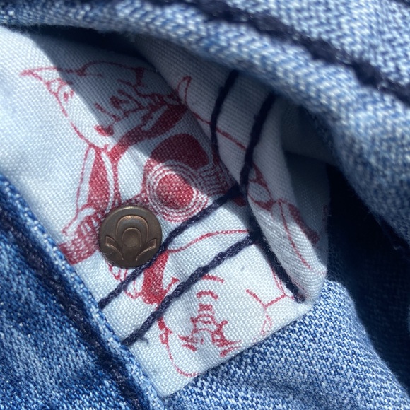 True Religion Straight Leg Size 31 Jeans RN 112790 CA30427. - Picture 12 of 12